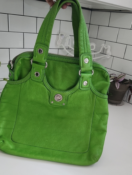 Marc Jacobs Handbags - Marc Jacobs Bright Green Leather Satchel